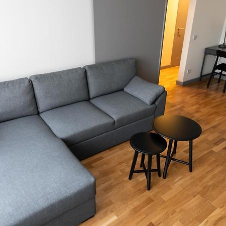 Brand New, Family-Friendly With A Great Location - Moon Apartment 벤츠필스 외부 사진