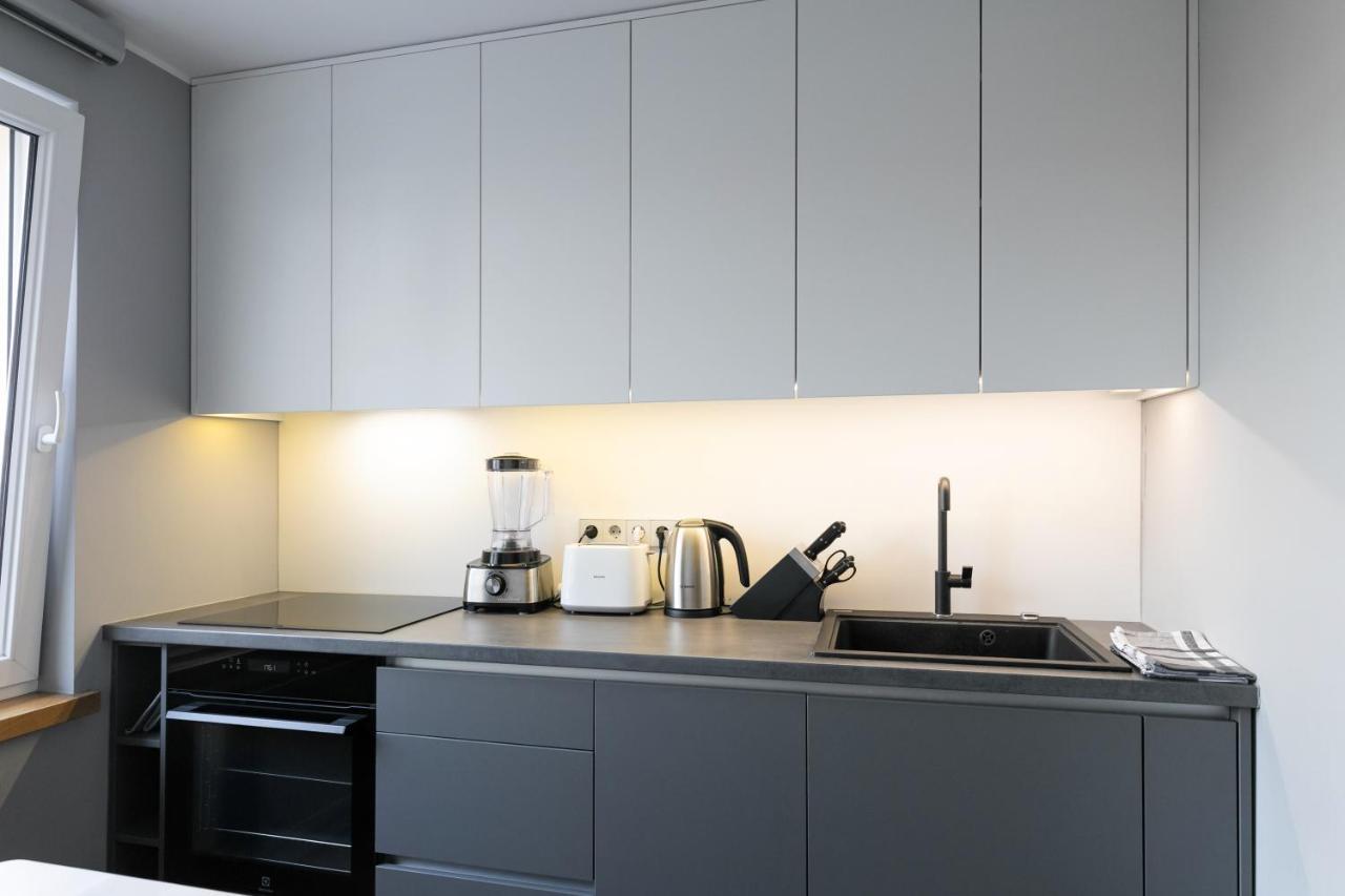 Brand New, Family-Friendly With A Great Location - Moon Apartment 벤츠필스 외부 사진