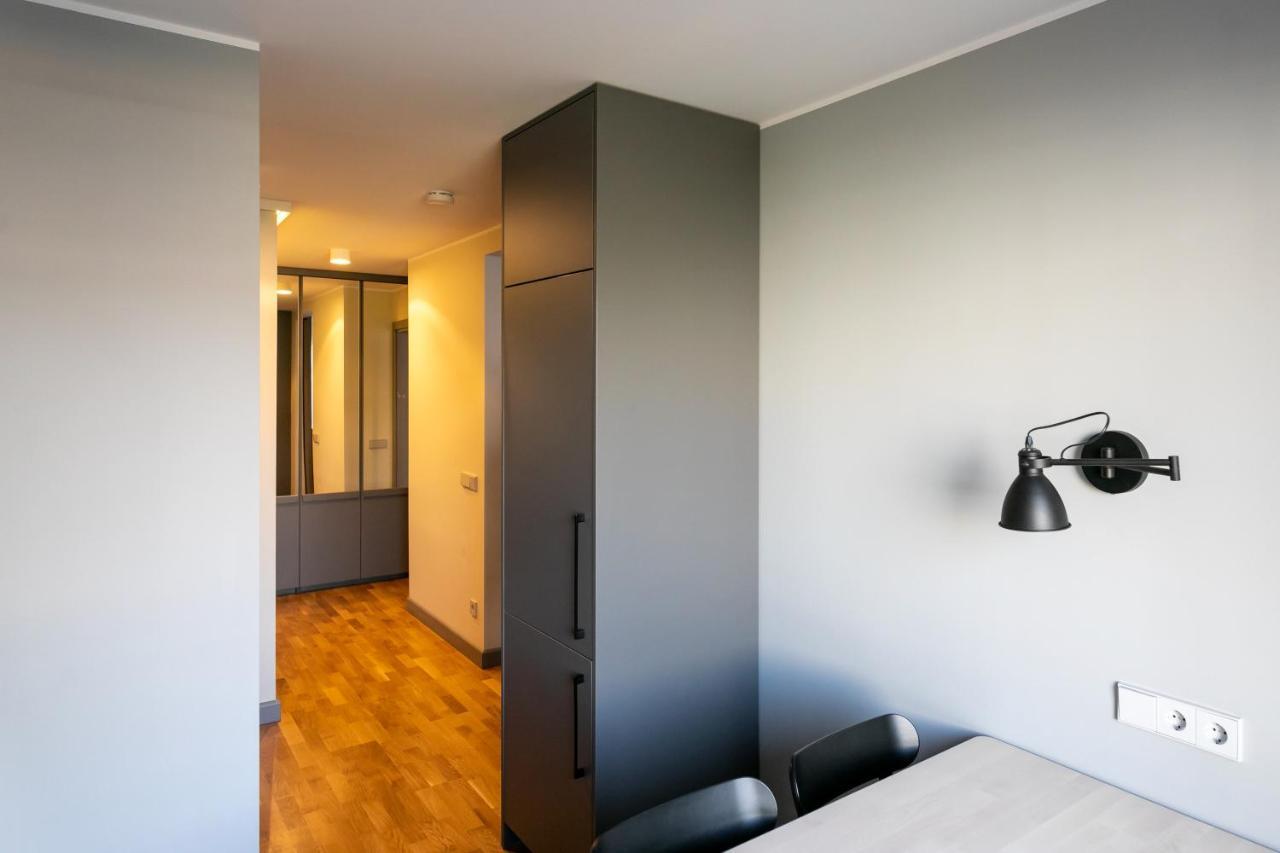 Brand New, Family-Friendly With A Great Location - Moon Apartment 벤츠필스 외부 사진
