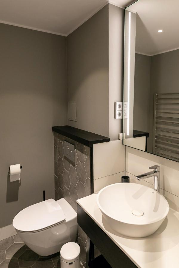 Brand New, Family-Friendly With A Great Location - Moon Apartment 벤츠필스 외부 사진